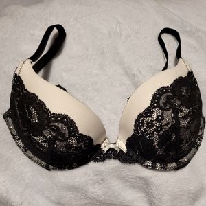 Victoria's Secret White Black Lace Bra 34C